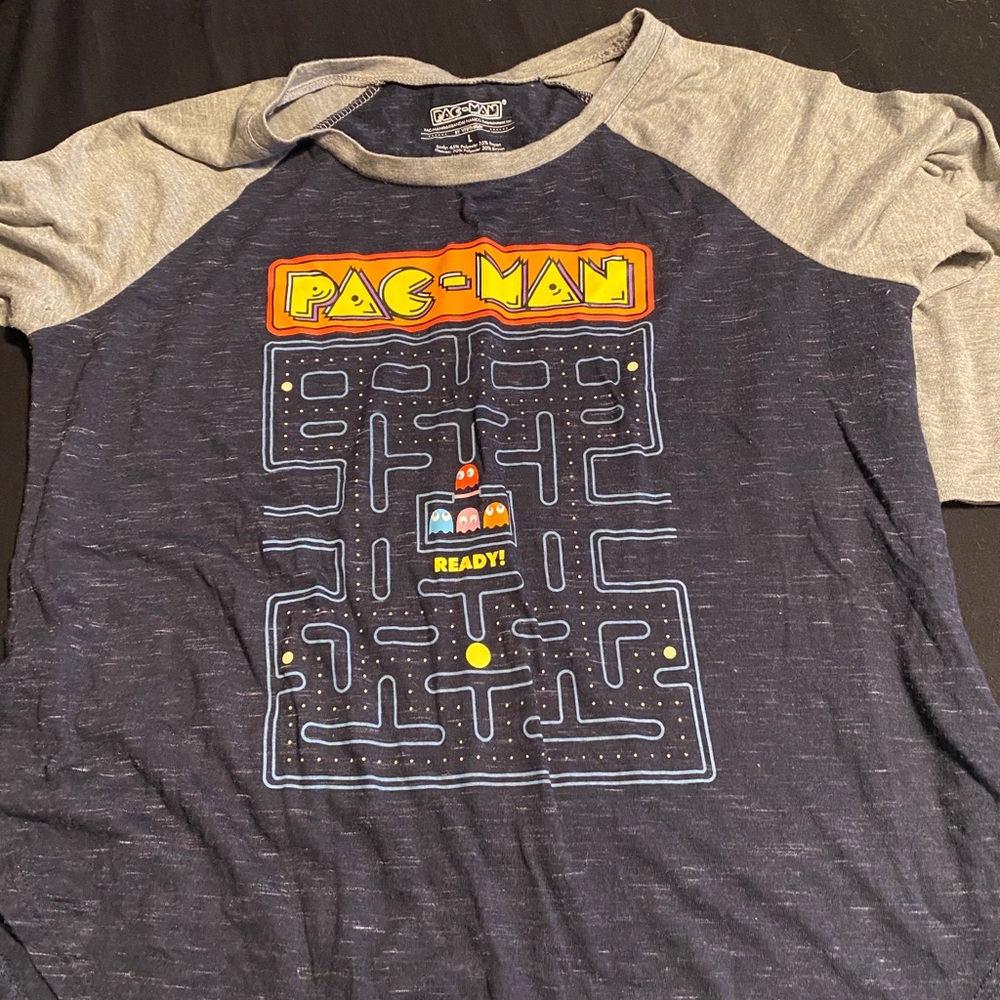 Graphic tee